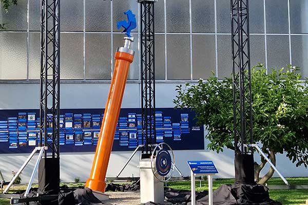 Unveiling of the Anniversary Cylinder